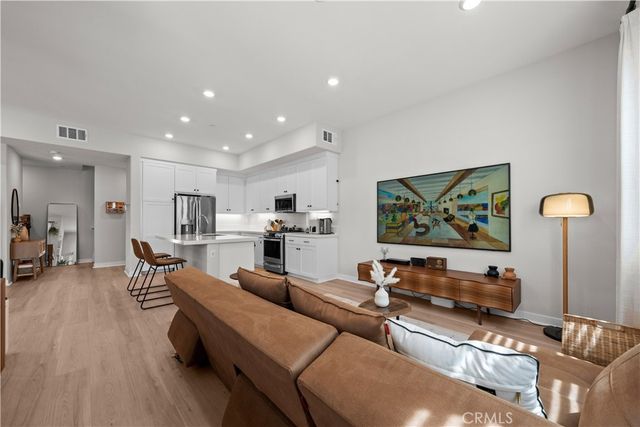 978 Poppy Court, Montebello, CA 90640