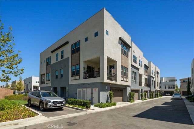 978 Poppy Court, Montebello, CA 90640