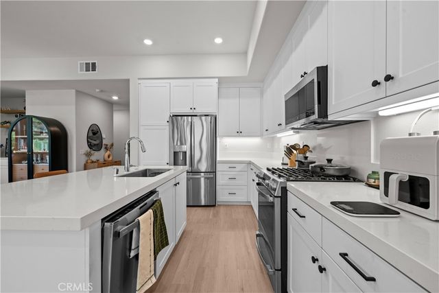 978 Poppy Court, Montebello, CA 90640