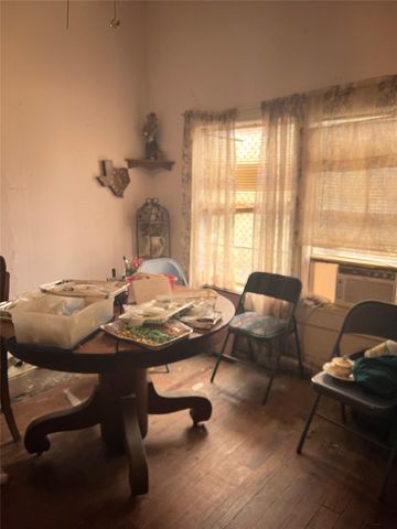 2913 Wagon Trail Road, Pearland, TX 77584