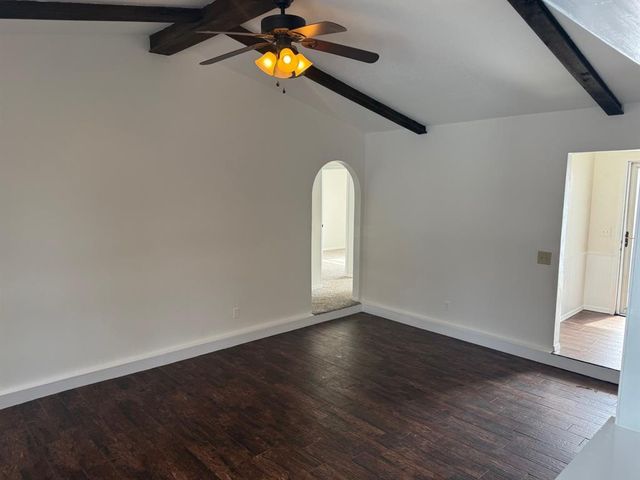 1033 NW 6th Street, Moore, OK 73160