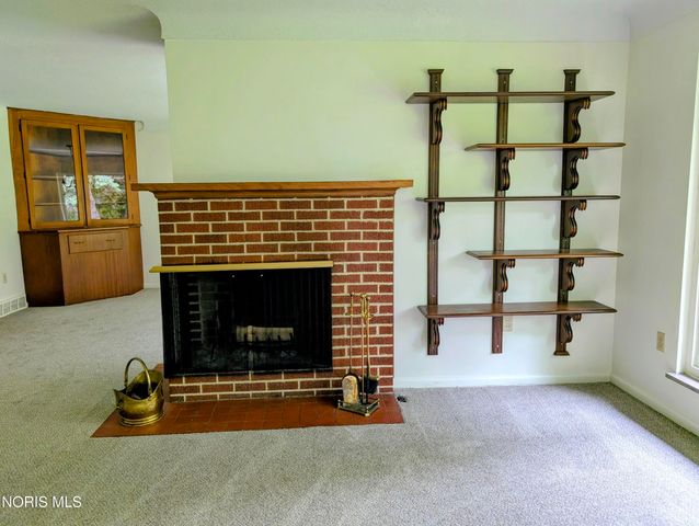 814 N Grove Street, Bowling Green, OH 43402