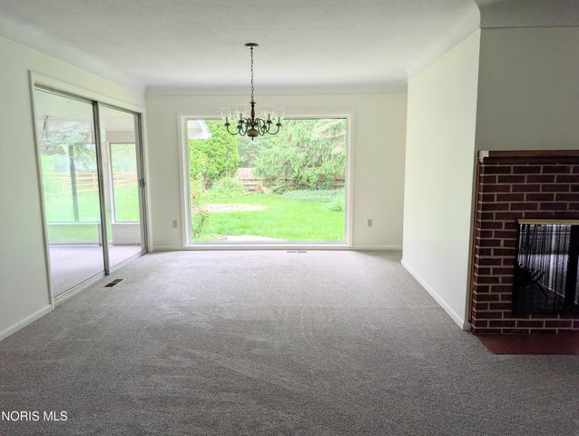 814 N Grove Street, Bowling Green, OH 43402