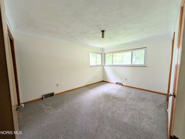 814 N Grove Street, Bowling Green, OH 43402