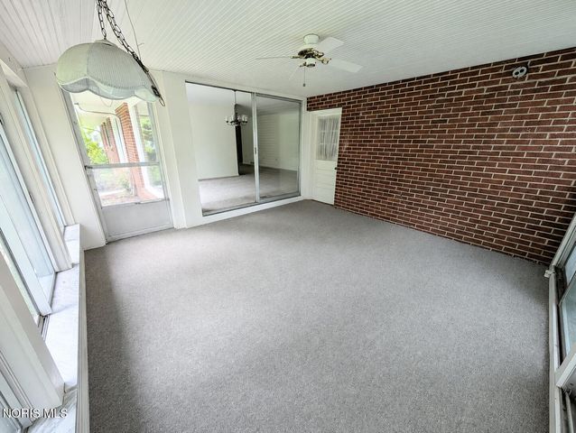 814 N Grove Street, Bowling Green, OH 43402