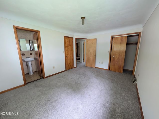 814 N Grove Street, Bowling Green, OH 43402