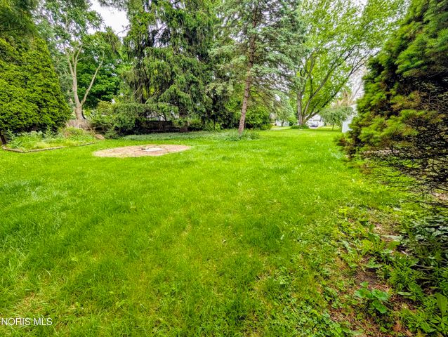 814 N Grove Street, Bowling Green, OH 43402