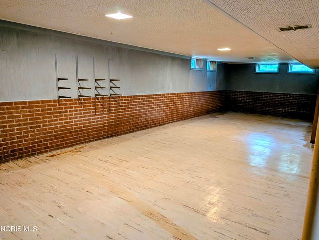 814 N Grove Street, Bowling Green, OH 43402