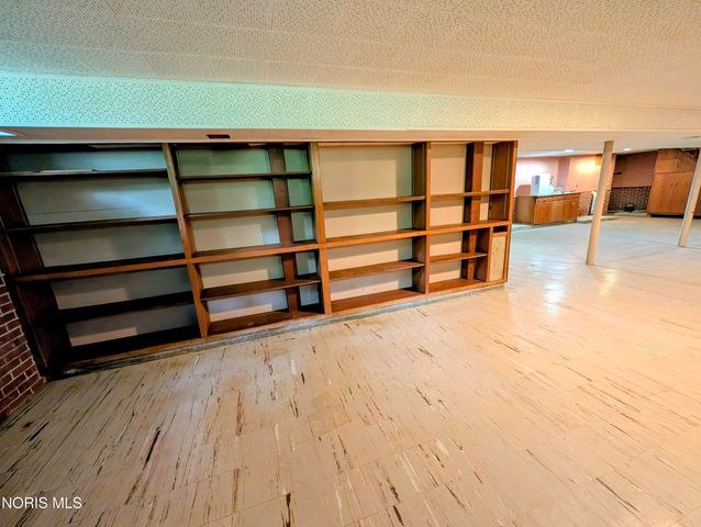 814 N Grove Street, Bowling Green, OH 43402