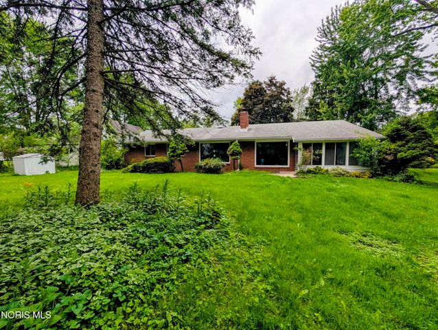 814 N Grove Street, Bowling Green, OH 43402
