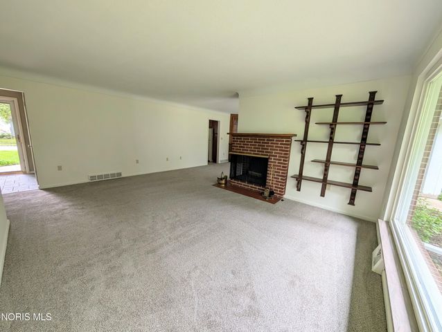 814 N Grove Street, Bowling Green, OH 43402