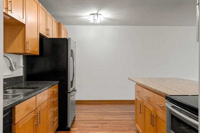 4400 Upton Avenue S 403, Minneapolis, MN 55410