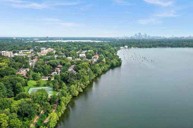 4400 Upton Avenue S 403, Minneapolis, MN 55410