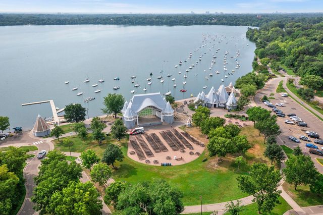 4400 Upton Avenue S 403, Minneapolis, MN 55410