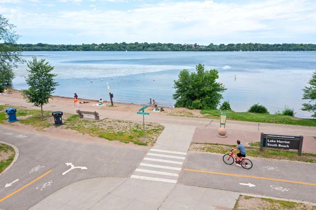 4400 Upton Avenue S 403, Minneapolis, MN 55410