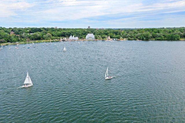 4400 Upton Avenue S 403, Minneapolis, MN 55410