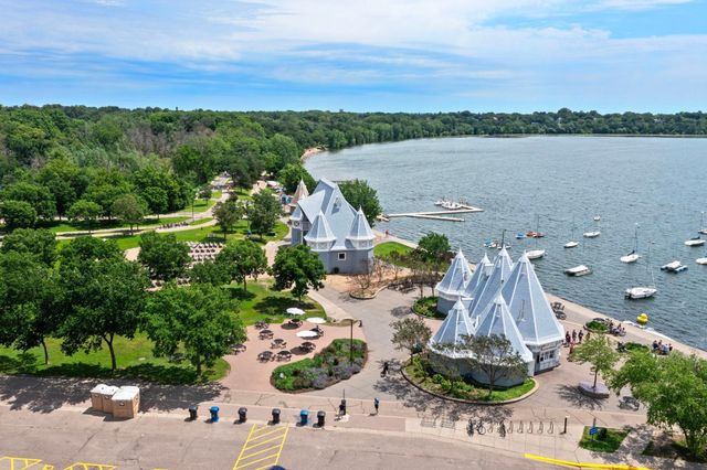 4400 Upton Avenue S 403, Minneapolis, MN 55410