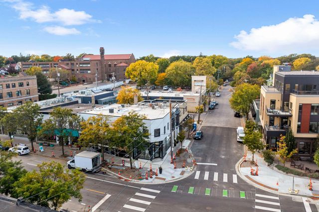 4400 Upton Avenue S 403, Minneapolis, MN 55410