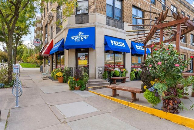 4400 Upton Avenue S 403, Minneapolis, MN 55410