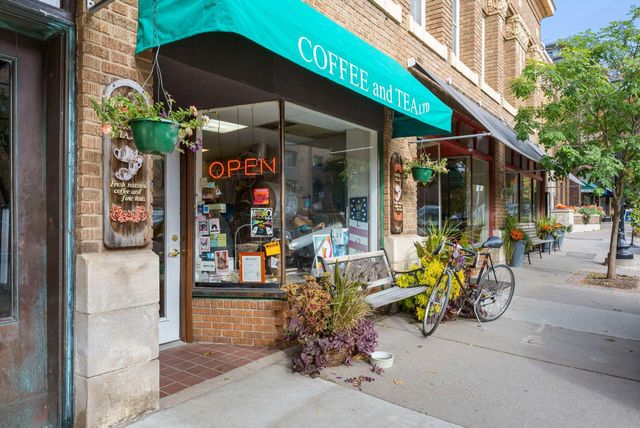 4400 Upton Avenue S 403, Minneapolis, MN 55410