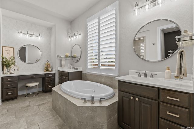 28614 Benedikt Path, Boerne, TX 78006