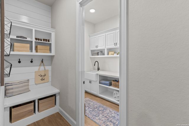 28614 Benedikt Path, Boerne, TX 78006