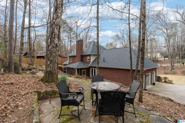 823 W RIVERCHASE PARKWAY, Hoover, AL 35244