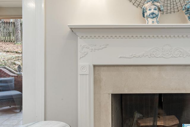 823 W RIVERCHASE PARKWAY, Hoover, AL 35244