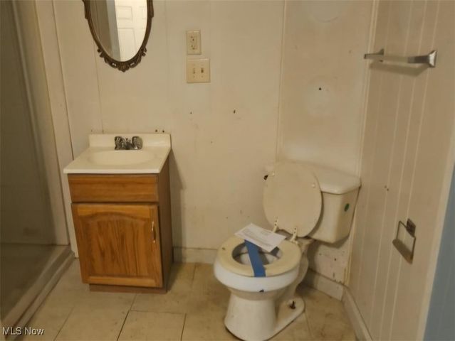 519 N Uhrich Street, Uhrichsville, OH 44683