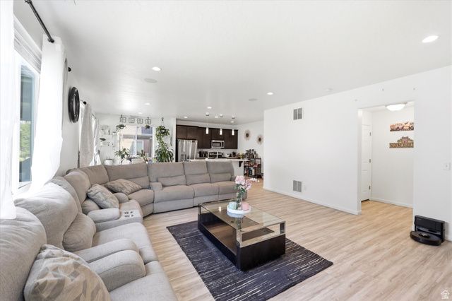 1540 W 220 N, Pleasant Grove, UT 84062