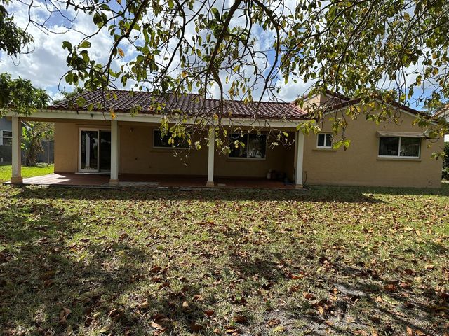 5706 SW 114th Avenue, Cooper City, FL 33330