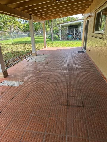 5706 SW 114th Avenue, Cooper City, FL 33330