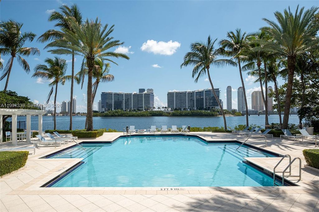 3165 NE 184th St 6204, Aventura, FL 33160