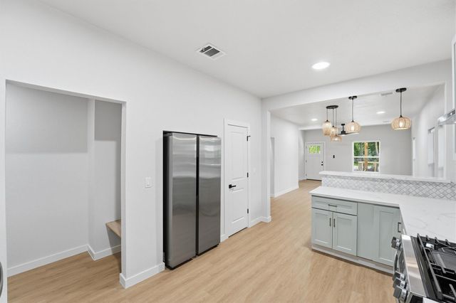 2710 Gano Street, Houston, TX 77009