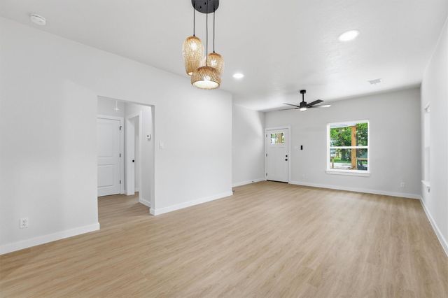 2710 Gano Street, Houston, TX 77009