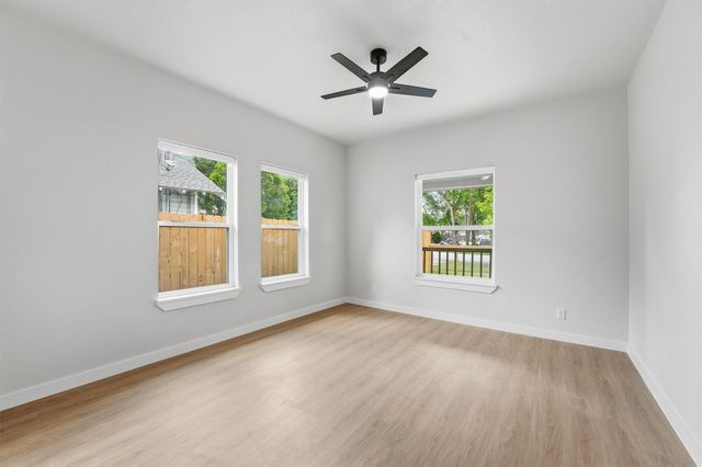 2710 Gano Street, Houston, TX 77009