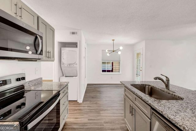 1004 Sandy Lane Drive, Alpharetta, GA 30022