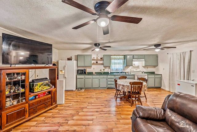 240 Canady Road, Wellford, SC 29385