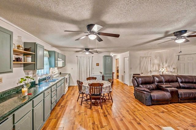 240 Canady Road, Wellford, SC 29385