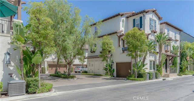 672 E Valencia 108, Anaheim, CA 92805