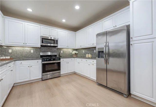 672 E Valencia 108, Anaheim, CA 92805