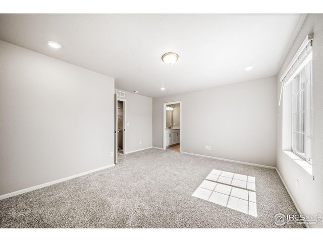 3425 Streamwood Dr, Johnstown, CO 80534