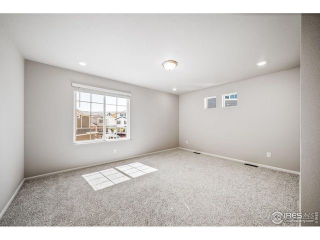 3425 Streamwood Dr, Johnstown, CO 80534