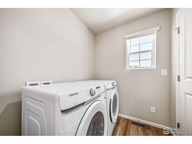 3425 Streamwood Dr, Johnstown, CO 80534