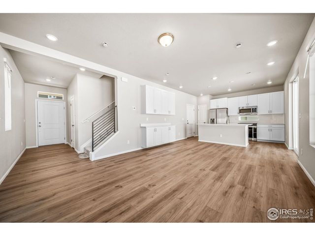 3425 Streamwood Dr, Johnstown, CO 80534