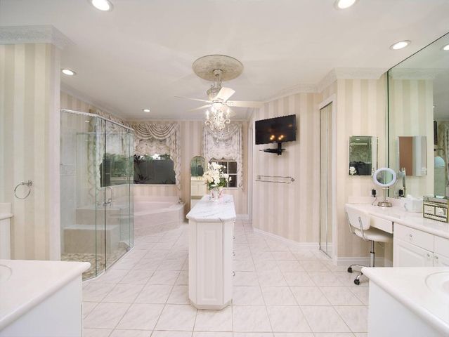 8444 Ironhorse Court, West Palm Beach, FL 33412