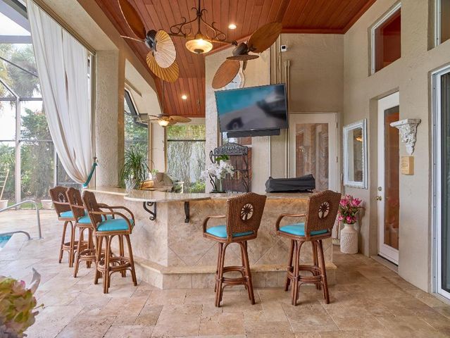 8444 Ironhorse Court, West Palm Beach, FL 33412