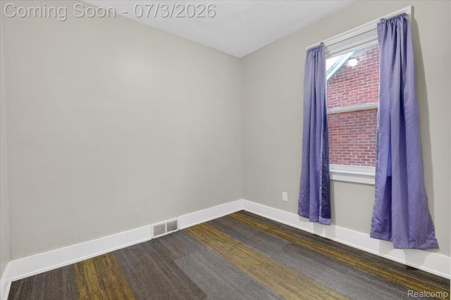 6881 Brace Street, Detroit, MI 48228
