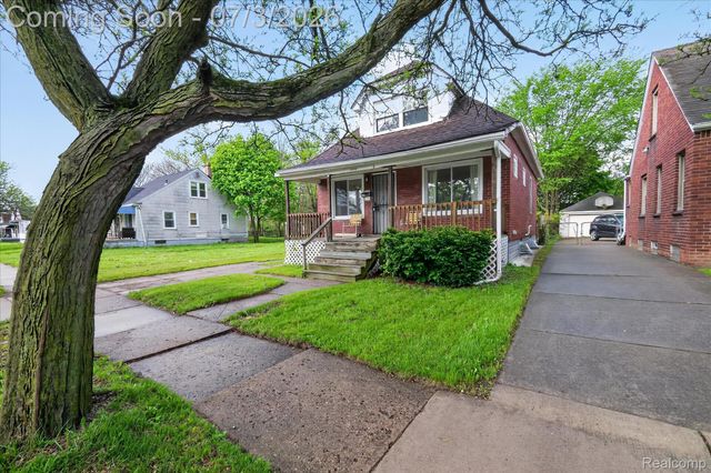 6881 Brace Street, Detroit, MI 48228