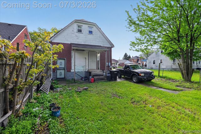 6881 Brace Street, Detroit, MI 48228